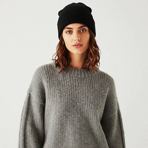 Gen Z Fashion: Woman in Grey Oversized Sweater and Black Beanie