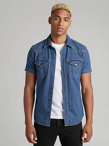 Fitted Denim Shirt Casual Fashion Portrait