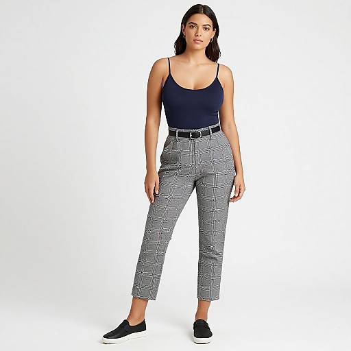 Casual Chic Navy Blue Outfit