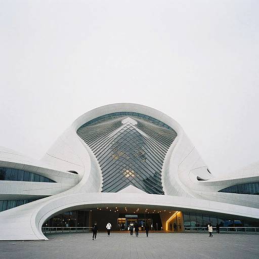Biomorphic Curvilinear Building by Kengo Kuma