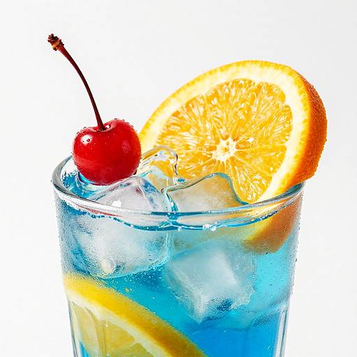 Vibrant Fruit Drink with Splash