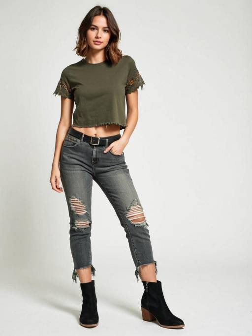 Chic Urban Fashion with Olive Green T-Shirt