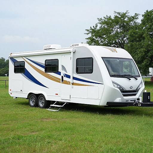 Sleek 2018 Coachman Leprechaun RV