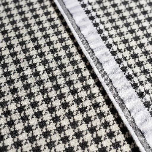 Detailed Keffiyeh Houndstooth Pattern Close-up
