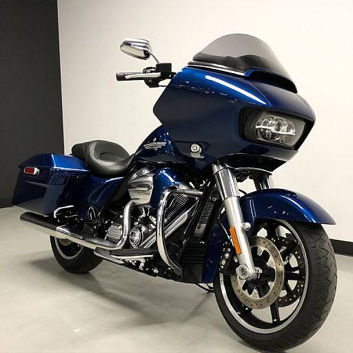 Shiny Navy-Blue 2020 Harley-Davidson Road Glide