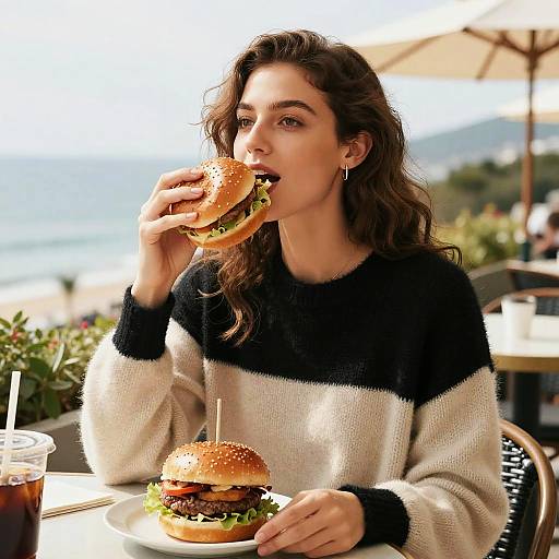 Casual Chic Pear-Shaped Woman Dining
