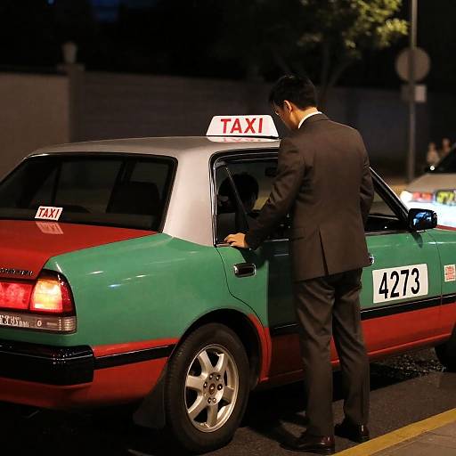 Mysterious Night Taxi Encounter