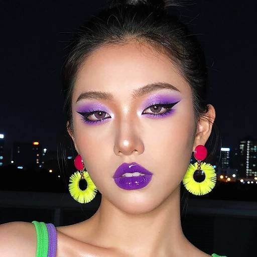 Bold Nighttime Glam Makeup Look