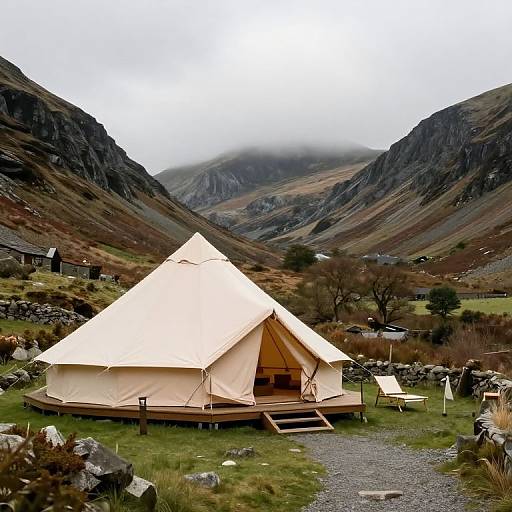 Glamping Hideaway in Snowdonia Hills