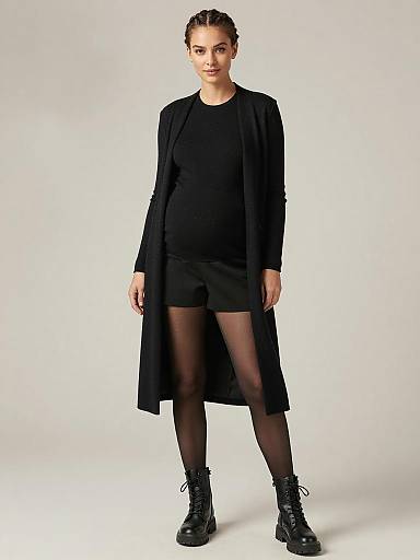 High-End Monochrome Maternity Fashion Portrait