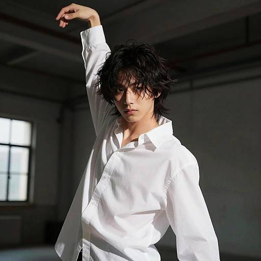 Choppy Layers Male Dancer Fashion