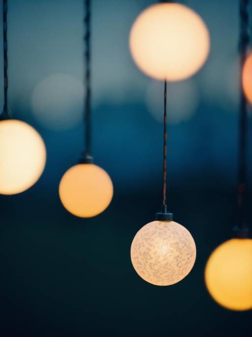 Hanging Decorative Round Lanterns