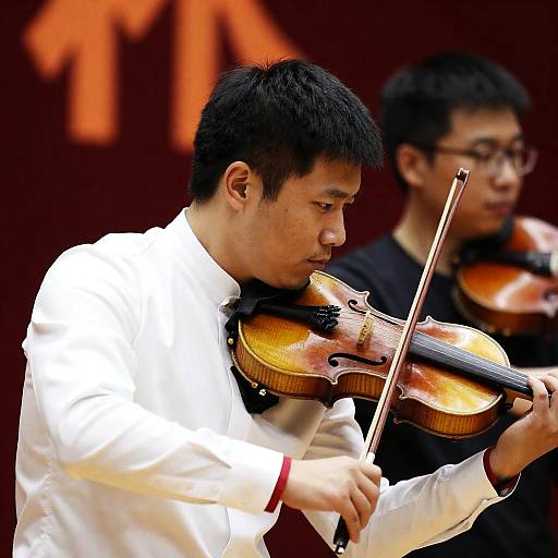 Asian Violinist Captivates with Passion
