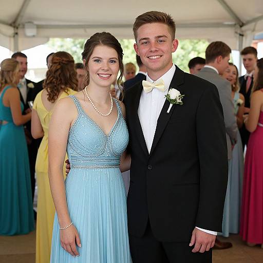 Senior Prom Smiles in Saratoga
