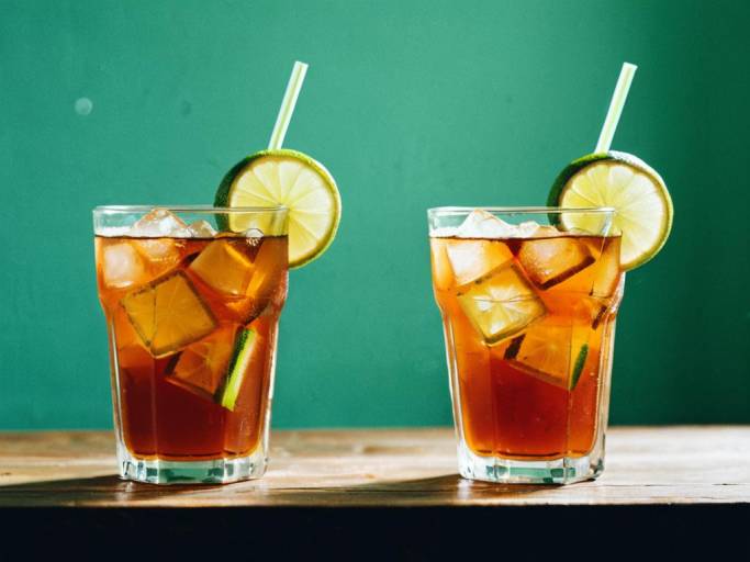 Refreshing Iced Tea Wallpaper Design