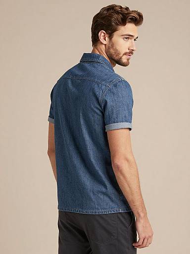 Fitted Denim Shirt Casual Portrait