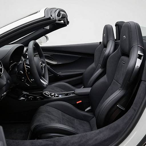 Sleek 2019 McLaren 570S Spider Interior