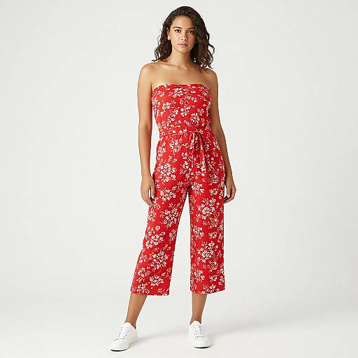 Casual Summer Woman in Red Floral Jumpsuit