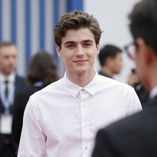 Charming Portrait with Dynamic Background