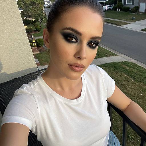 Realistic Smokey Eye Woman Selfie