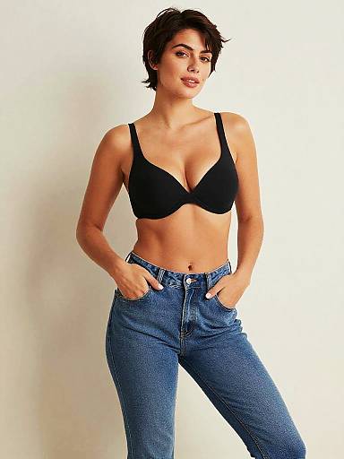 Casual Fashion Portrait in Crop Top