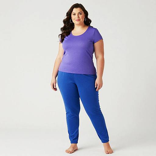 Uwowo Plus Size Woman Portrait