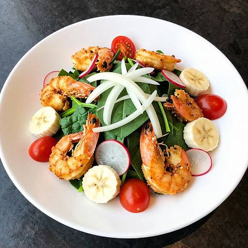 House Salad with Fried Shrimp and Fresh Vegetables