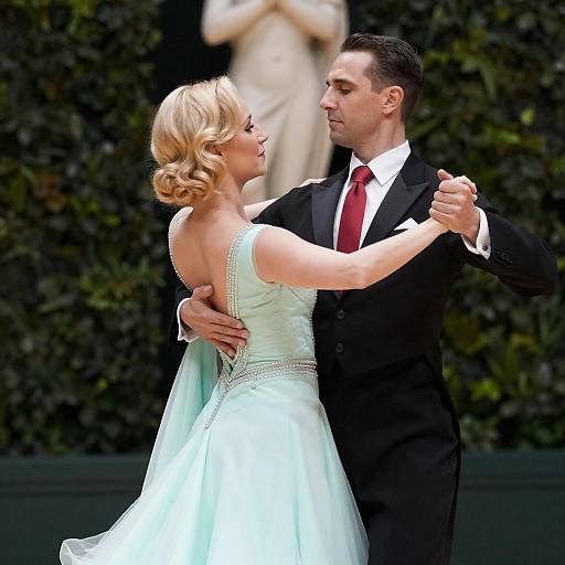 Romantic Indoor Dance Photo Capture