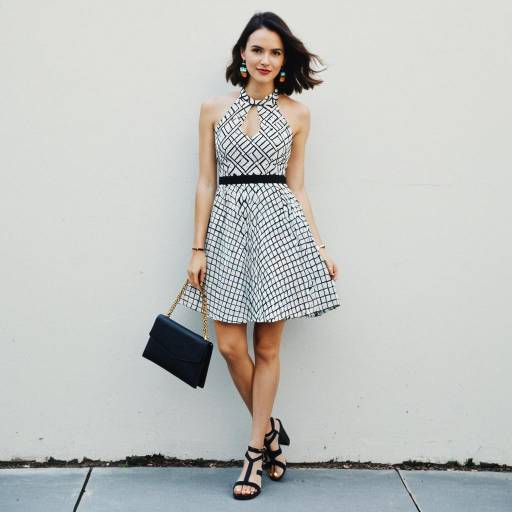 Chic Summer Look with Geometric Dress