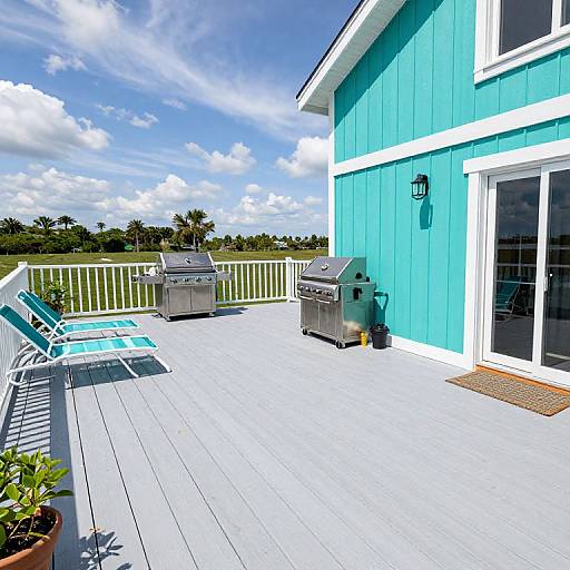 Azure Teal Lodge with Lounge Deck