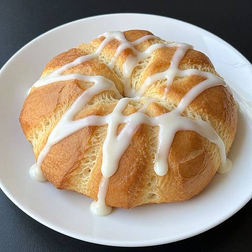 Golden Mandarin Orange Monkey Bread