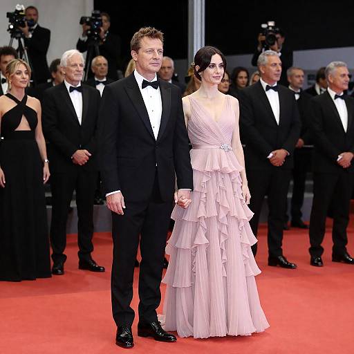 Cannes 2002 Red Carpet Glamour Couple