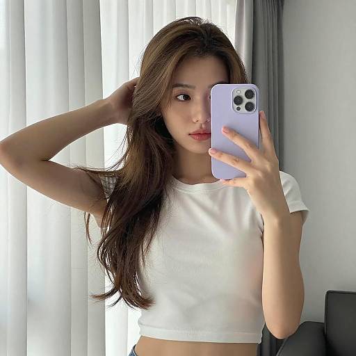 Young Woman Mirror Selfie