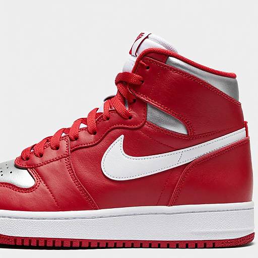 Nike Vandal High Supreme Close-Up