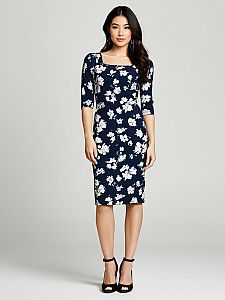 Woman Wearing Navy Blue and Off-White Floral Classic Knee-Length Bodycon Dress